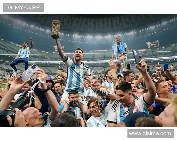 央视新闻报道的足球明星盘点及其精彩瞬间回顾